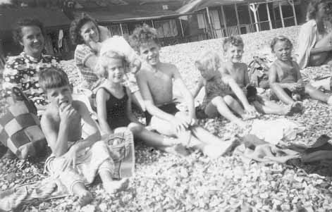 1952. Auntie Ethel, Auntie Jessie with Hedley, cousins Bill (Adrian), Heather, Derek and Janet, Nigel, neighbourhood friend Janice